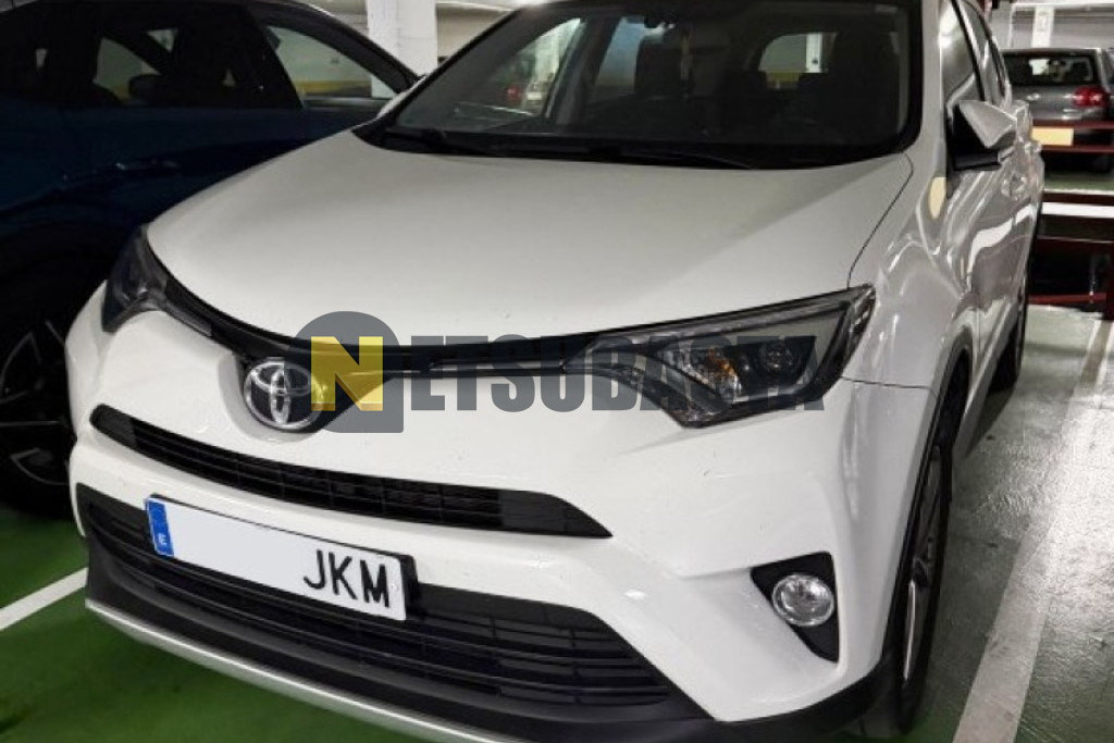 Toyota RAV4 150D 2WD 2015