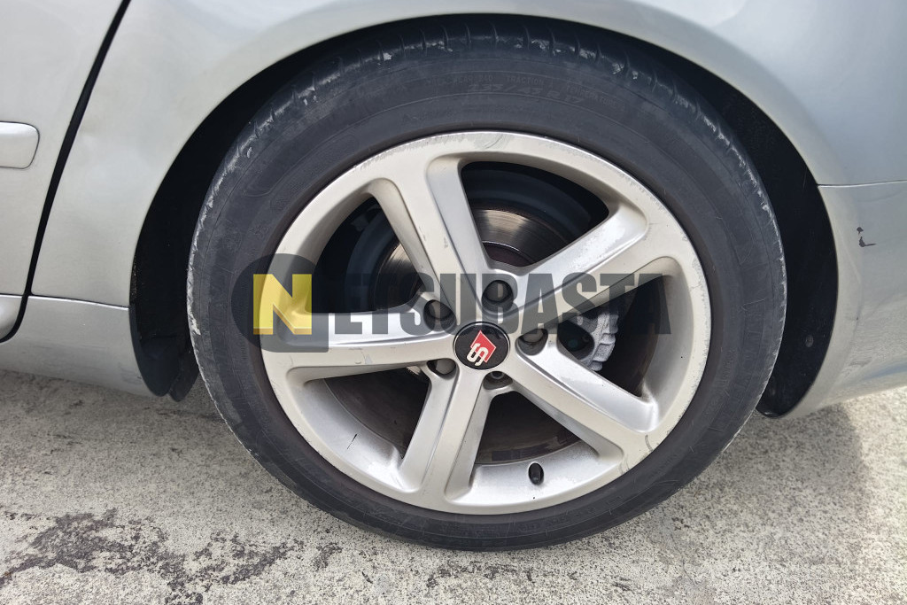Audi A4 Avant 2.0 TDI quattro DPF 2007