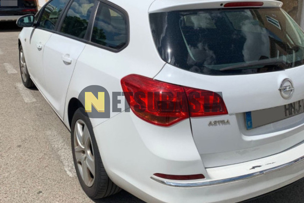 Opel Astra Sports Tourer 1.7 CDTI 2012