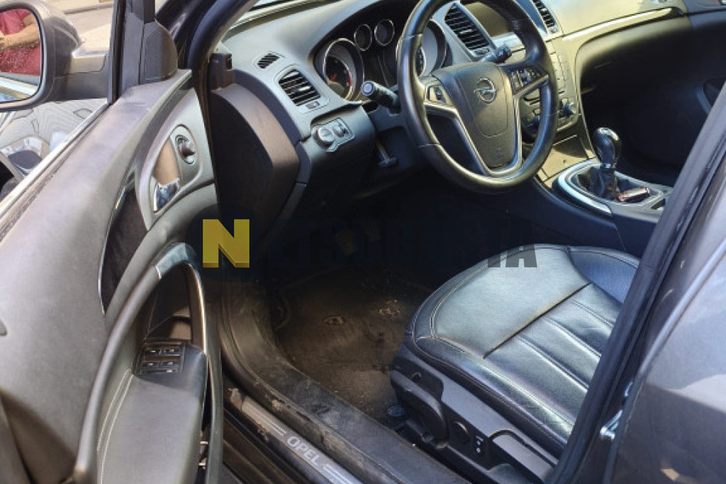 Opel Insignia 2.0 CDTI 2011