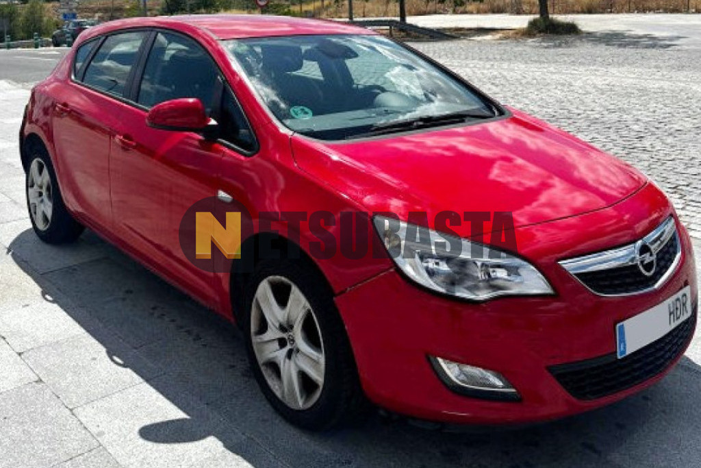 Opel Astra 1.4 2011