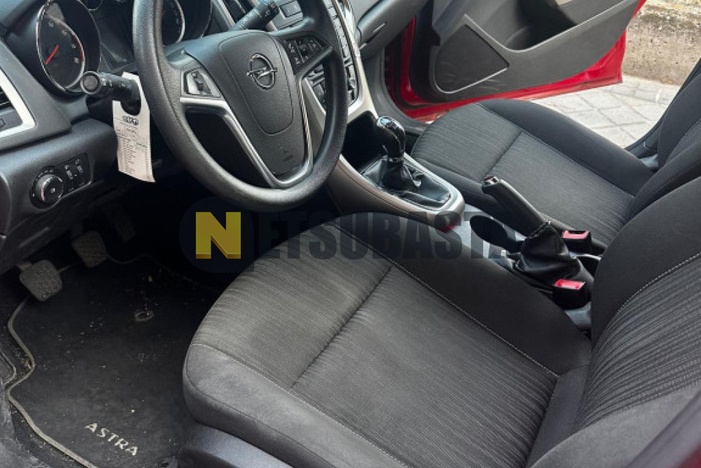 Opel Astra 1.4 2011