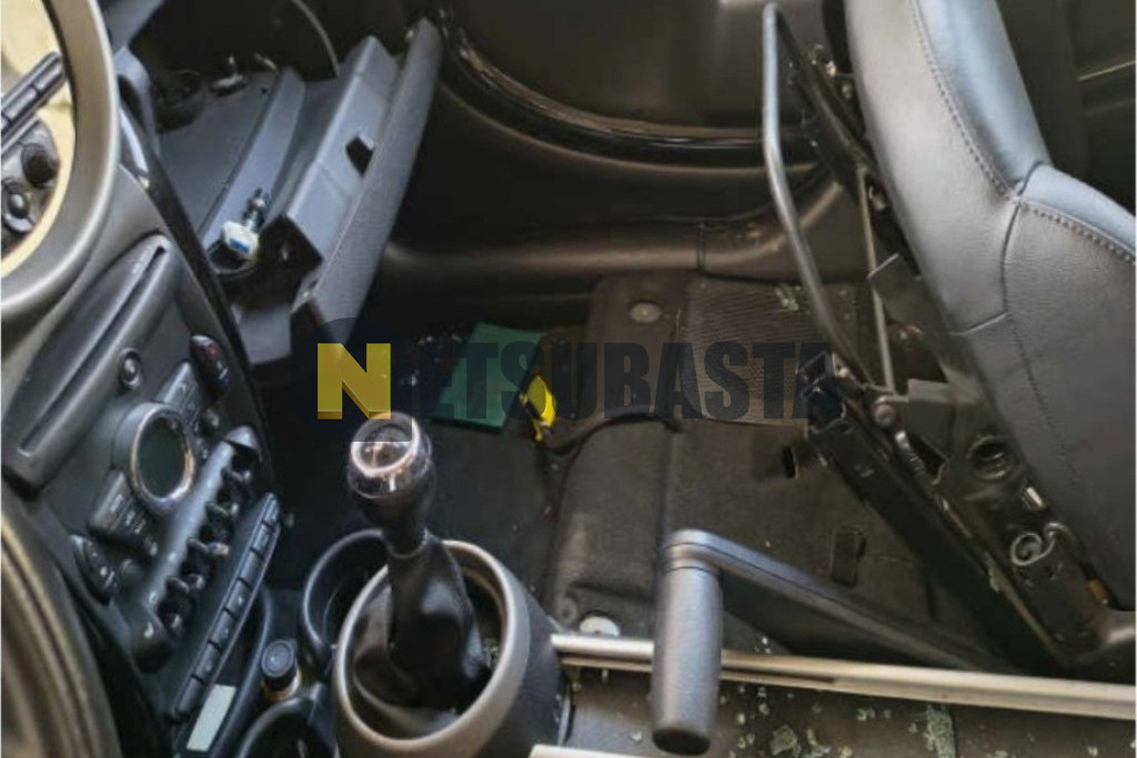 Mini Cooper Countryman S ALL4 2011