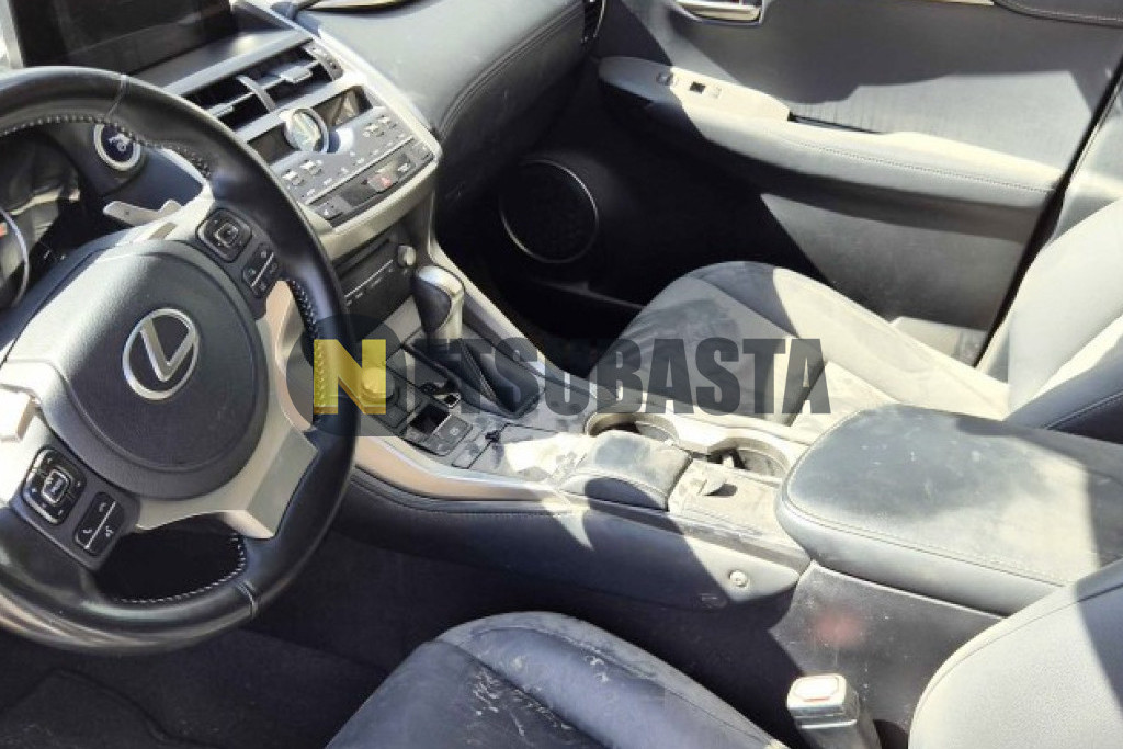 Lexus NX 300h 2WD 2020
