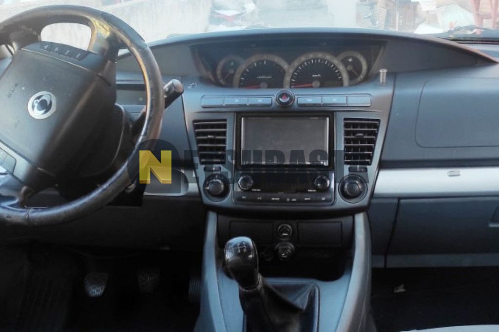 SsangYong Rodius 270Xdi 4x2 2006