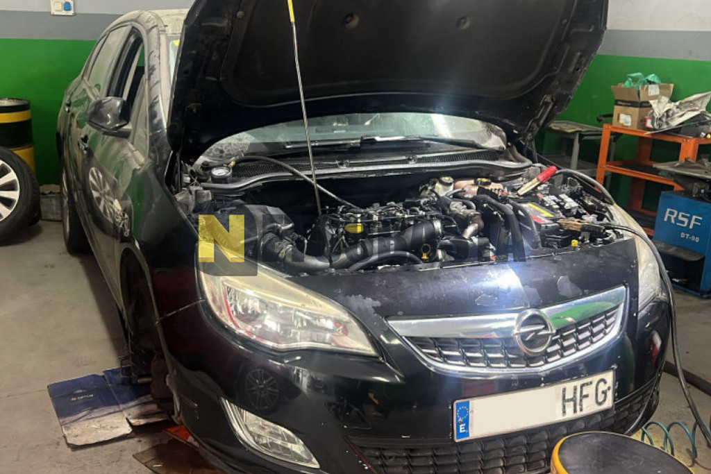 Opel Astra 1.7 CDTi 2011