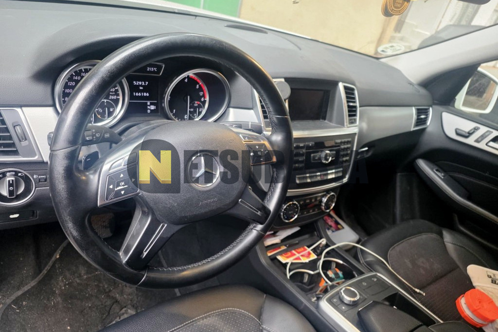 Mercedes-Benz ML 250 BlueTEC 4MATIC 2012