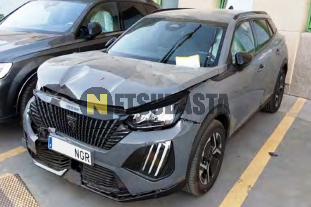 Peugeot 2008 Hybrid 136 e-DCS6 2025