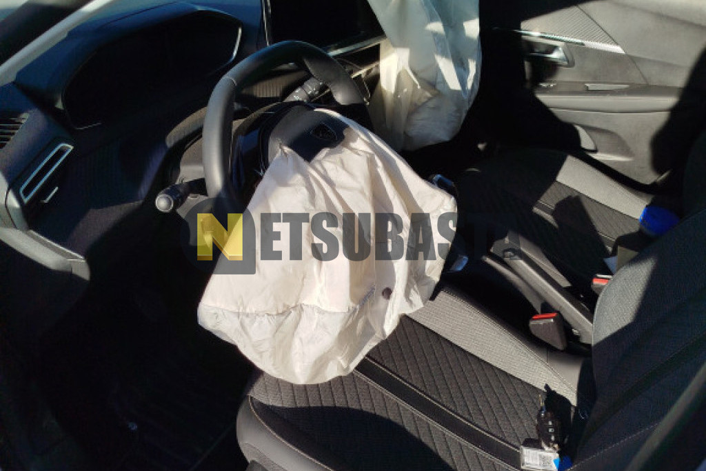 Peugeot 208 1.2 Gasolina 2026