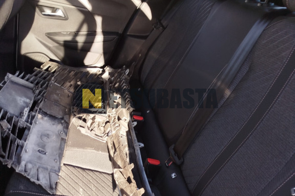 Peugeot 208 1.2 Gasolina 2026