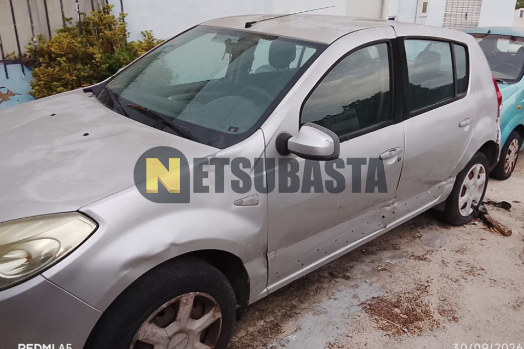 Dacia Sandero 1.2 16v 2011
