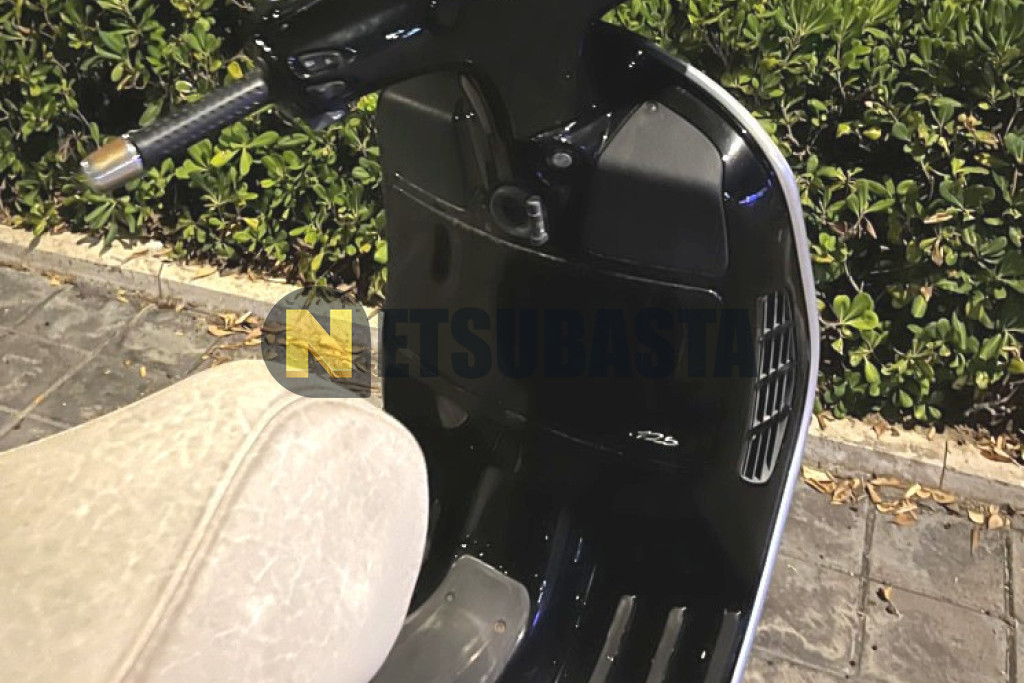 Vespa GTS 125 2008