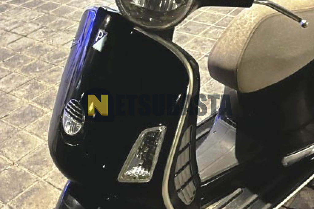 Vespa GTS 125 2008