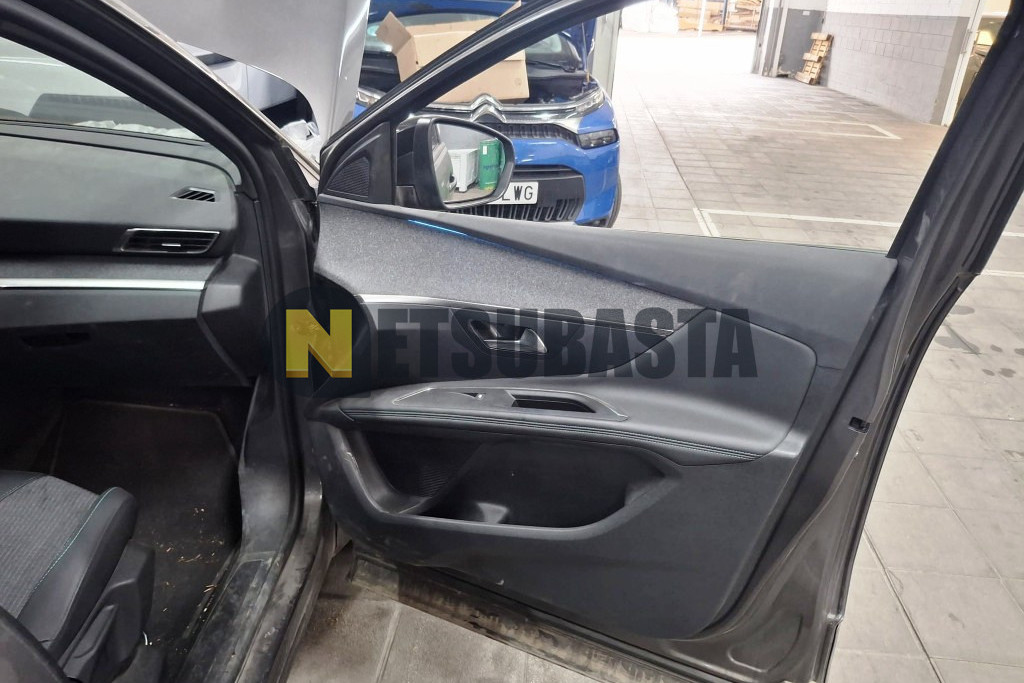 Peugeot 3008 1.5 BlueHDi EAT8 2023