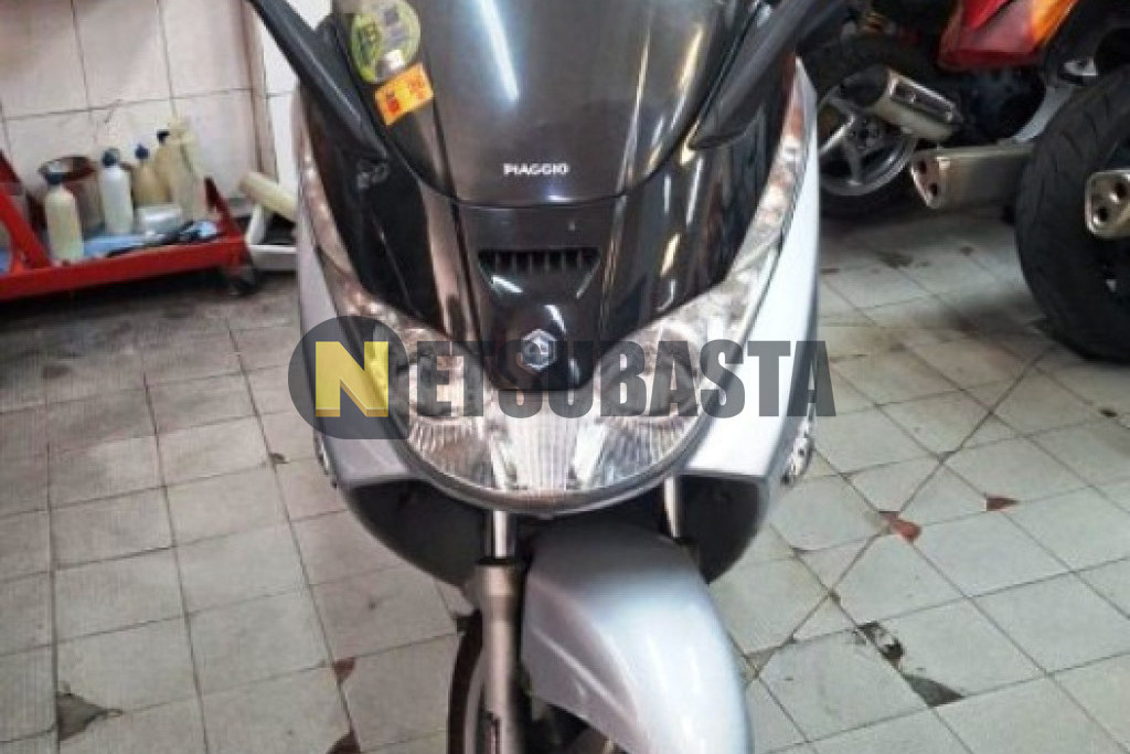 Piaggio X8 200 2005