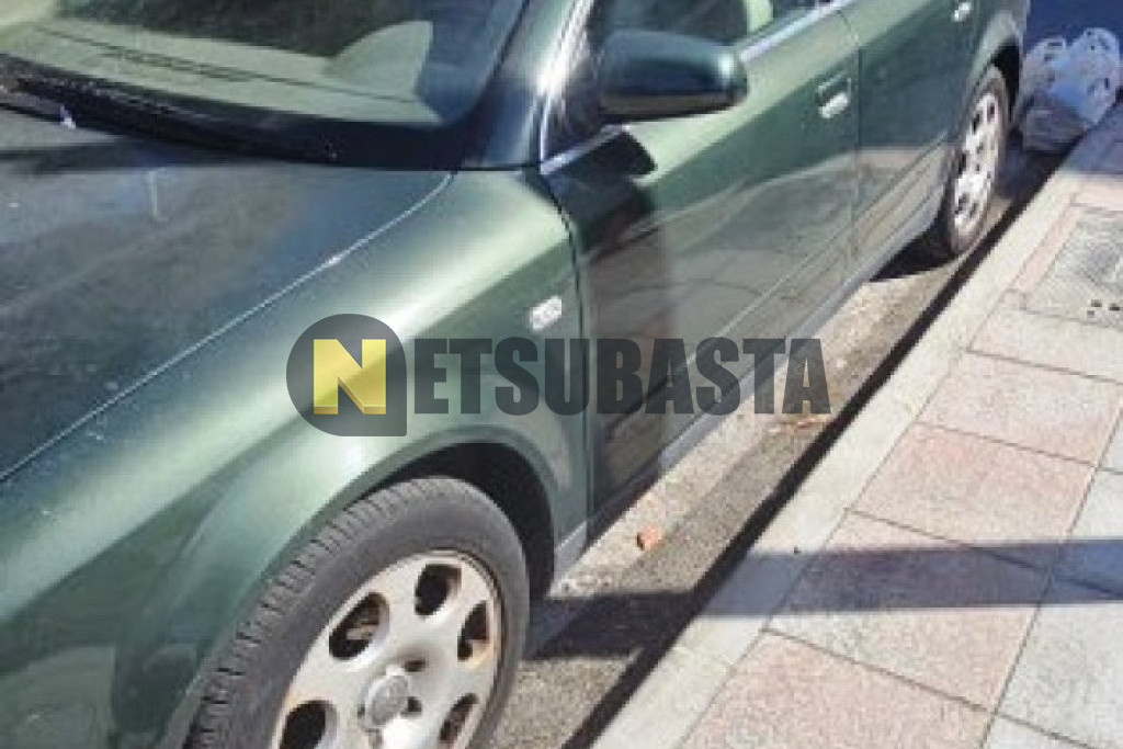 Audi A4 2.4 multitronic 6 vel. 2002