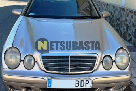 Mercedes-Benz E 240 Aut. 2001