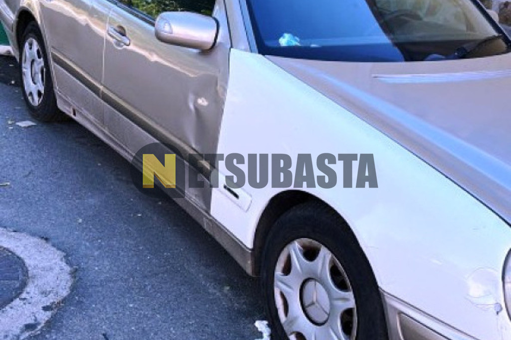 Mercedes-Benz E 240 Aut. 2001