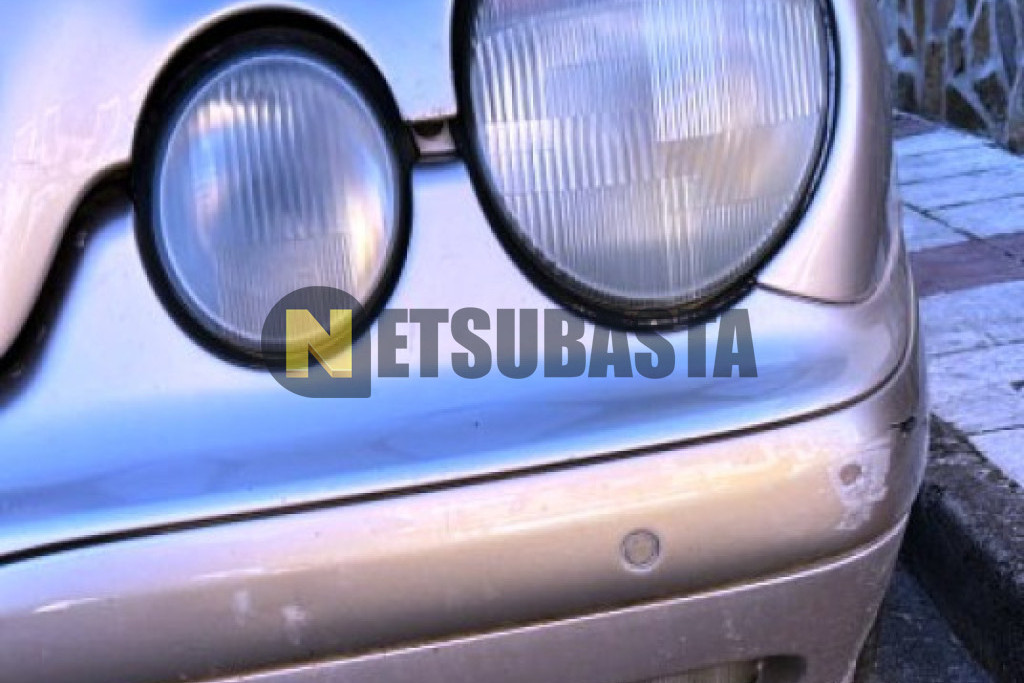 Mercedes-Benz E 240 Aut. 2001