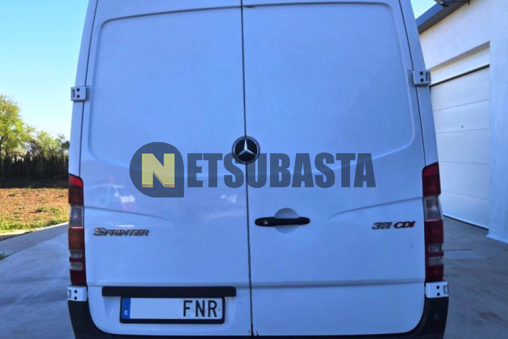 Mercedes-Benz Sprinter 311 CDI Medio 3.5T 2007