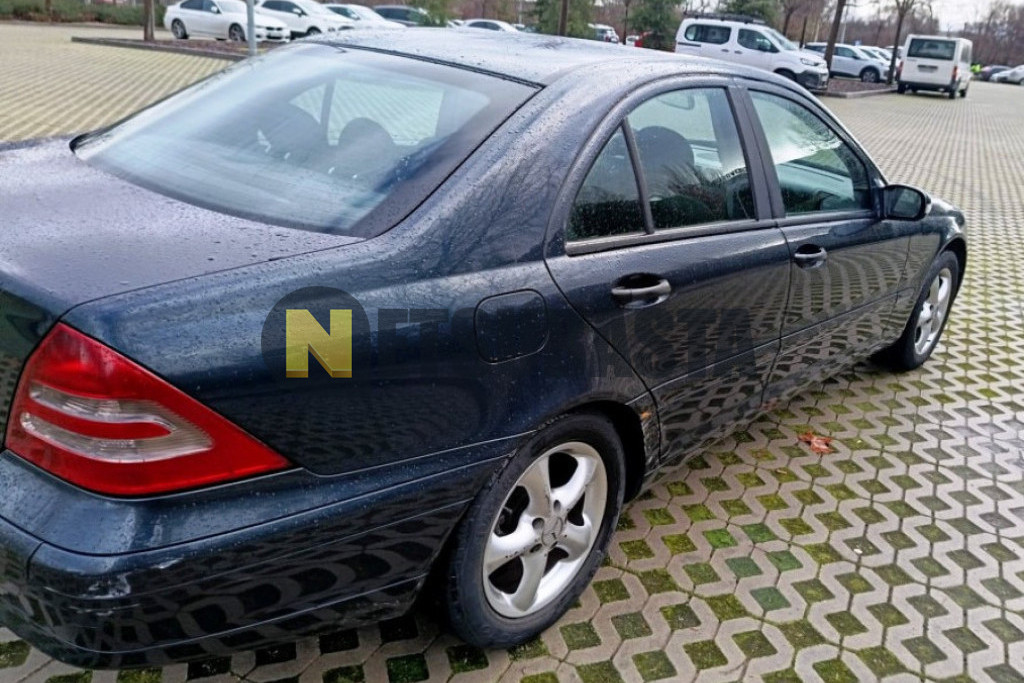 Mercedes-Benz C 220 CDI 2002