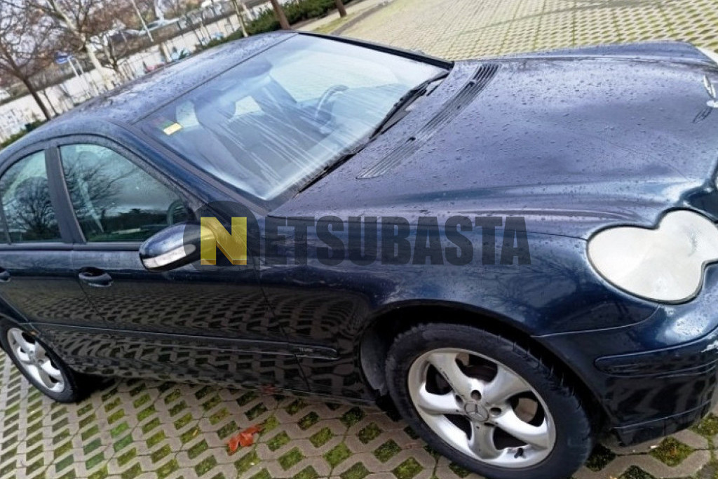 Mercedes-Benz C 220 CDI 2002