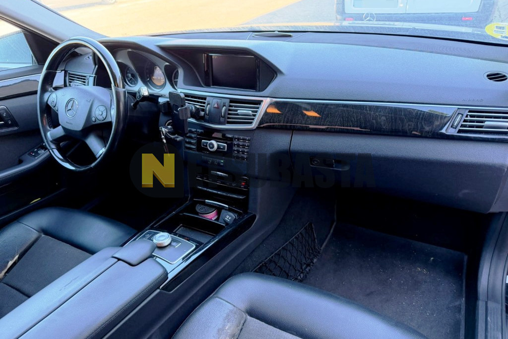 Mercedes-Benz E 220 CDI BlueEFFICIENCY Aut. 2012