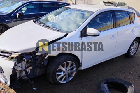 Toyota Auris 2.2 120D 2013