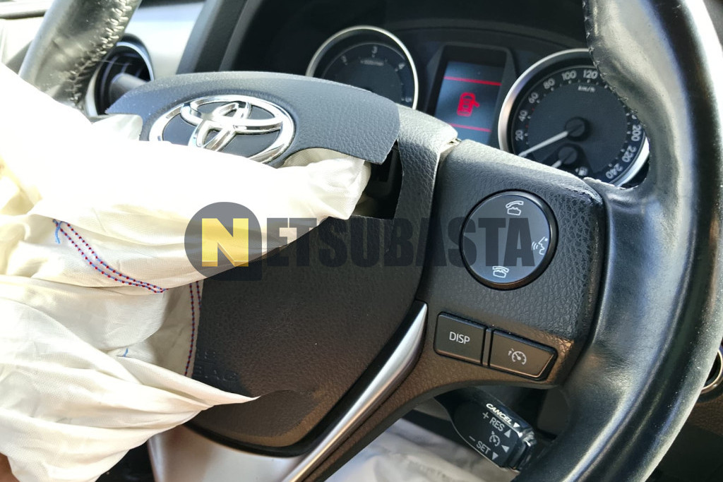 Toyota Auris 2.2 120D 2013