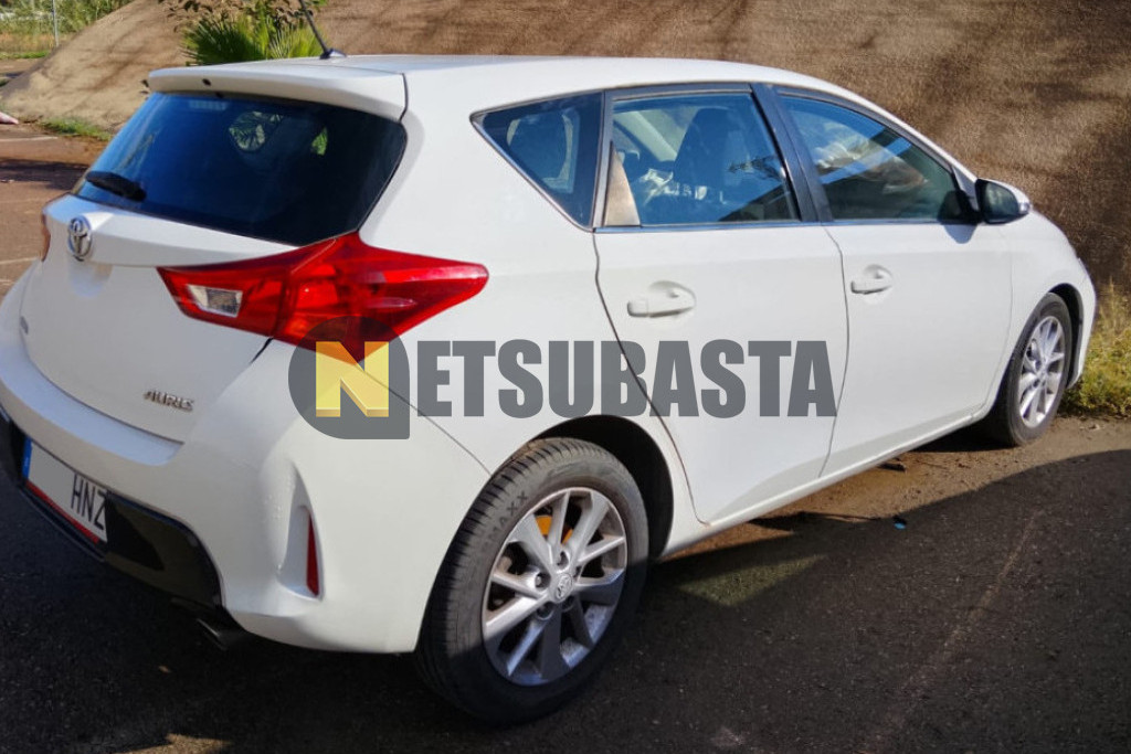 Toyota Auris 2.2 120D 2013