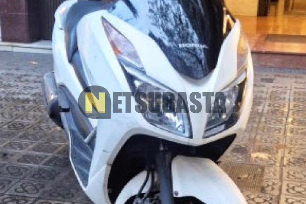 Honda Forza 300 2013
