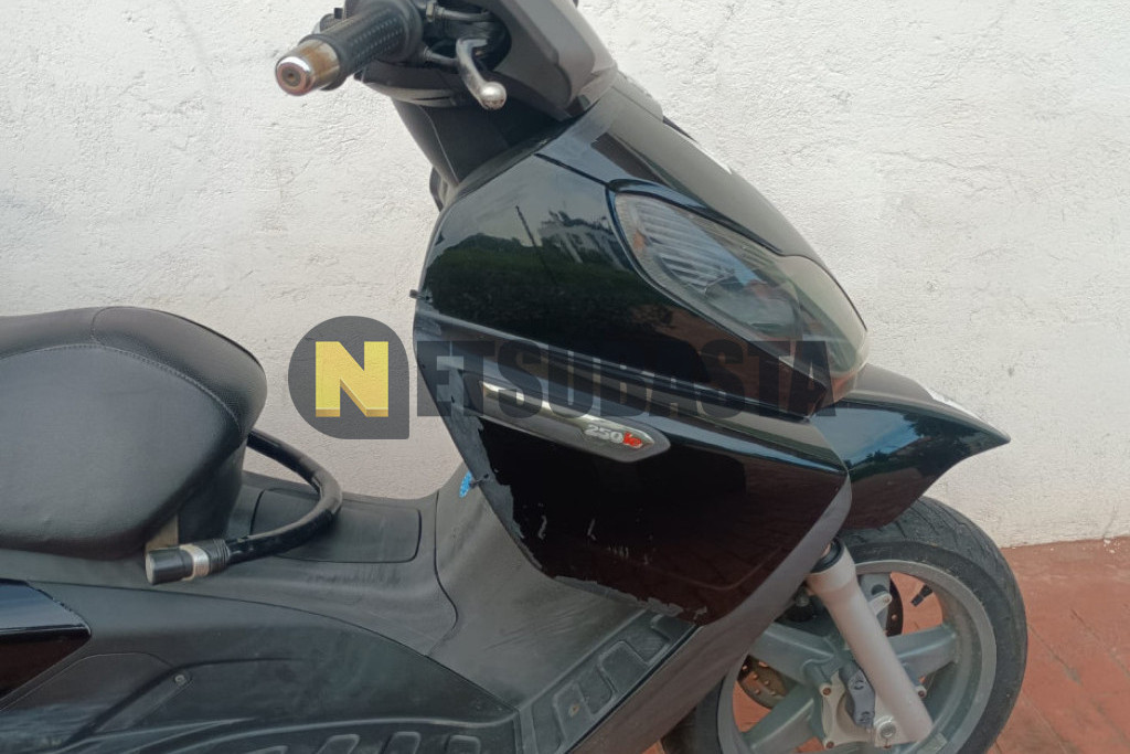 Piaggio X7 250 2008