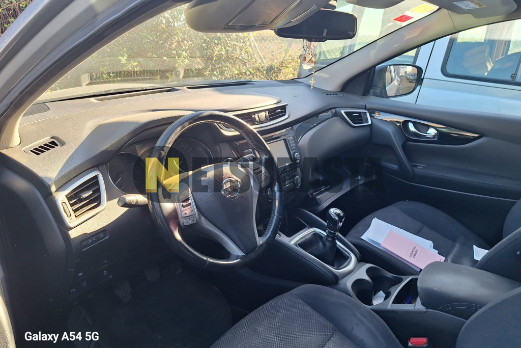 Nissan Qashqai 1.2 DIG-T 2015