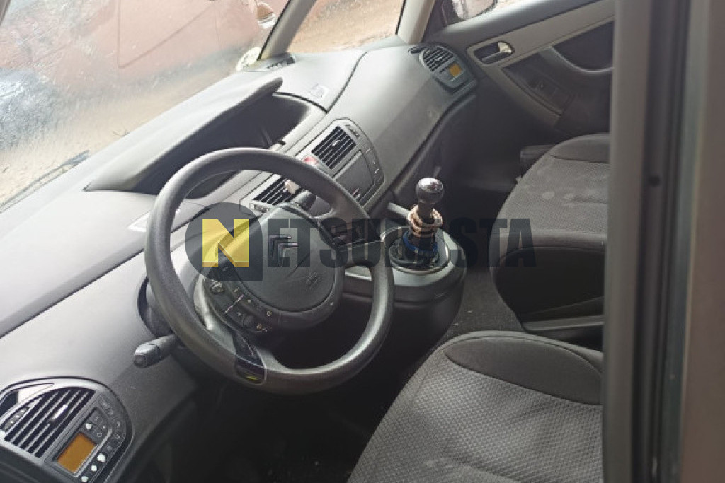 Citroën Grand C4 Picasso 1.6 HDi 2011