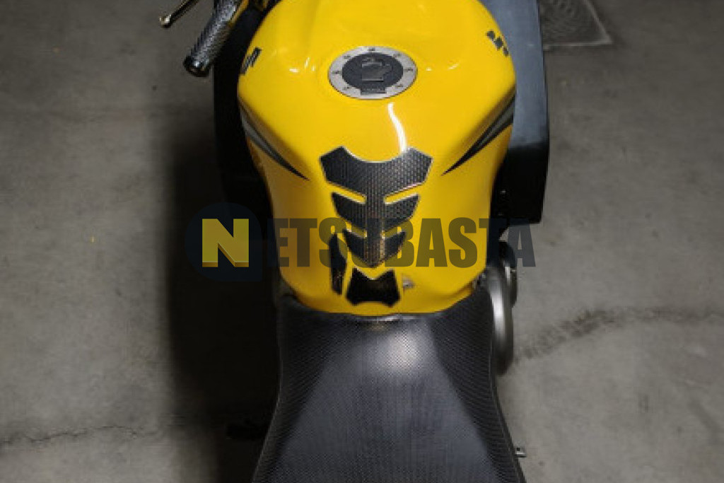 Suzuki GS 500 2005