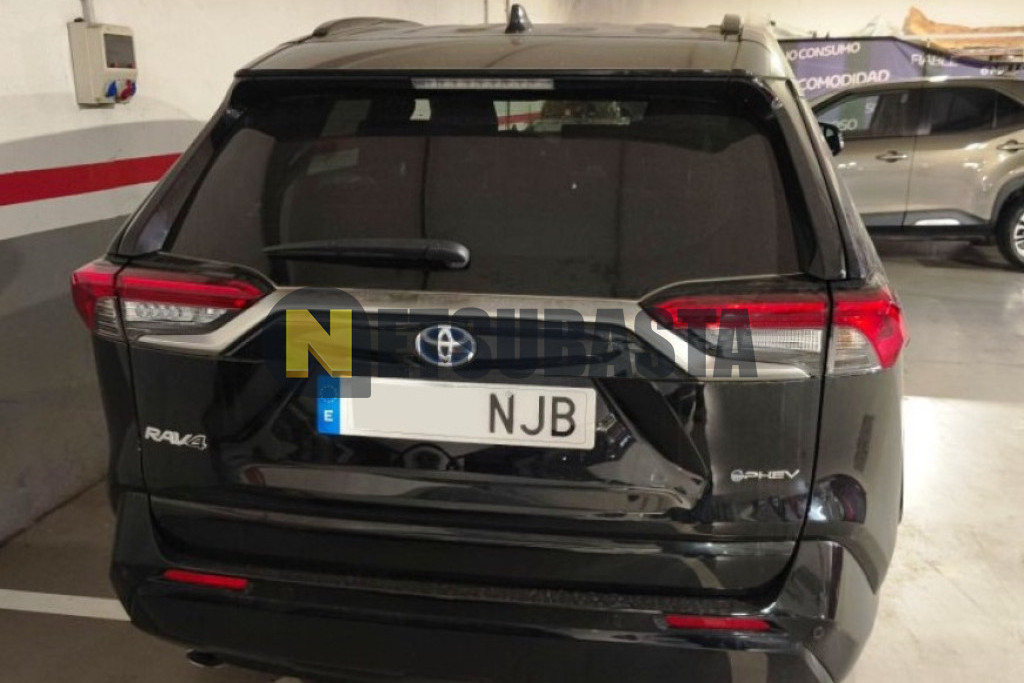 Toyota RAV4 Plug-in Hybrid 300PH 2025