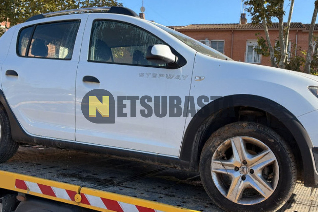 Dacia Sandero Stepway 0.9 TCe 2015