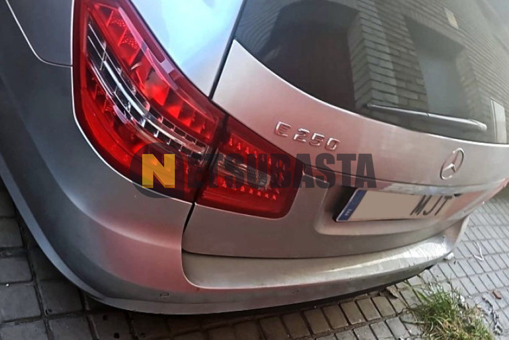 Mercedes-Benz E 250 CDI BlueEFFICIENCY Estate Aut. 2010