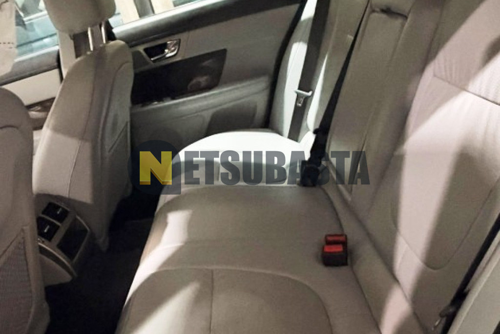 Jaguar XF 2.7D V6 2008