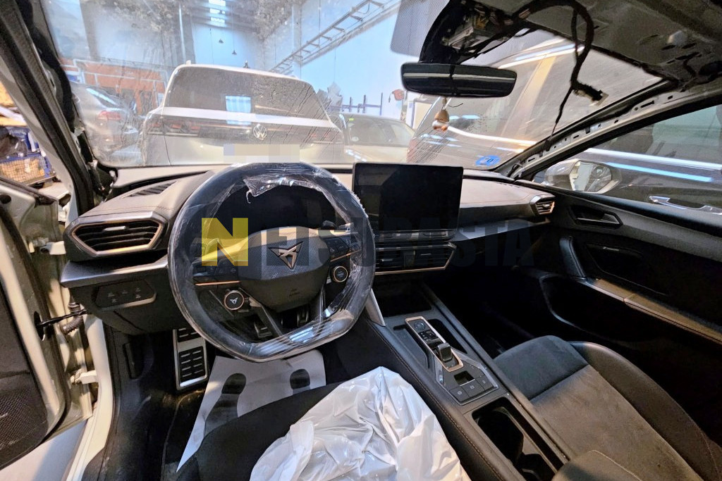 Cupra León VZ 1.5 eHybrid DSG 2024